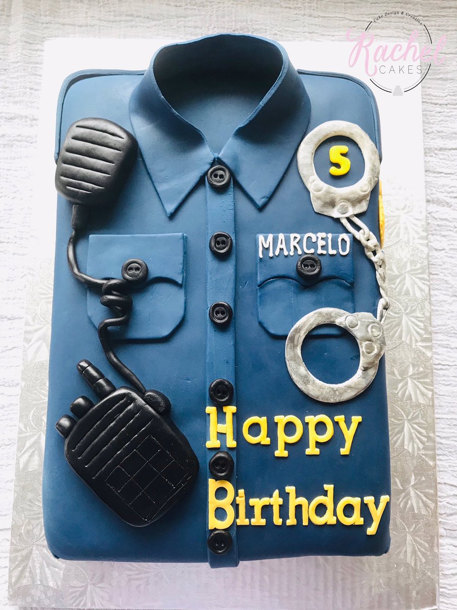 RachelCakessss's tweet photo. Marcelo, who wants to be a policeman when he grows up, got his very own @vicpdcanada police shirt!Happy 5th Birthday Marcelo! Fondant - Navy Vanilla by @SatinIce #policecake #birthdaycake #satinice #victoriabc #eventplanning #vicpd https://t.co/4lq2oBbMoB