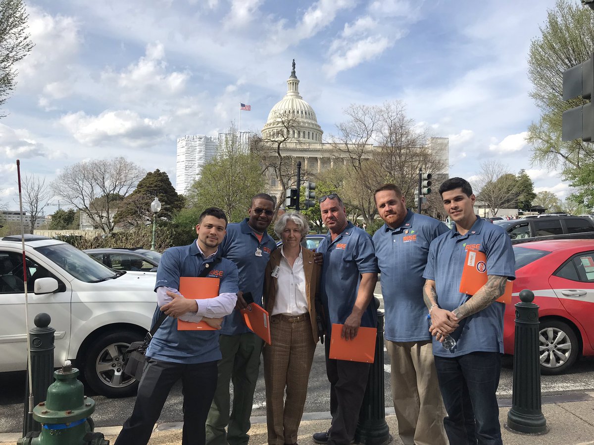 NYSLaborersPAC's tweet photo. RISE members & @LIUNA representatives met with #NY US elected officials to discuss the issues most important to our membersβ #Infrastructure #Energy #ImmigrationReform & more.
@local79nyc @GNYLECET @NABTU #LIUNALobbyDay #local66 @NYSLOF
Thank you to everyone who met with us! https://t.co/SeNebZo1ju