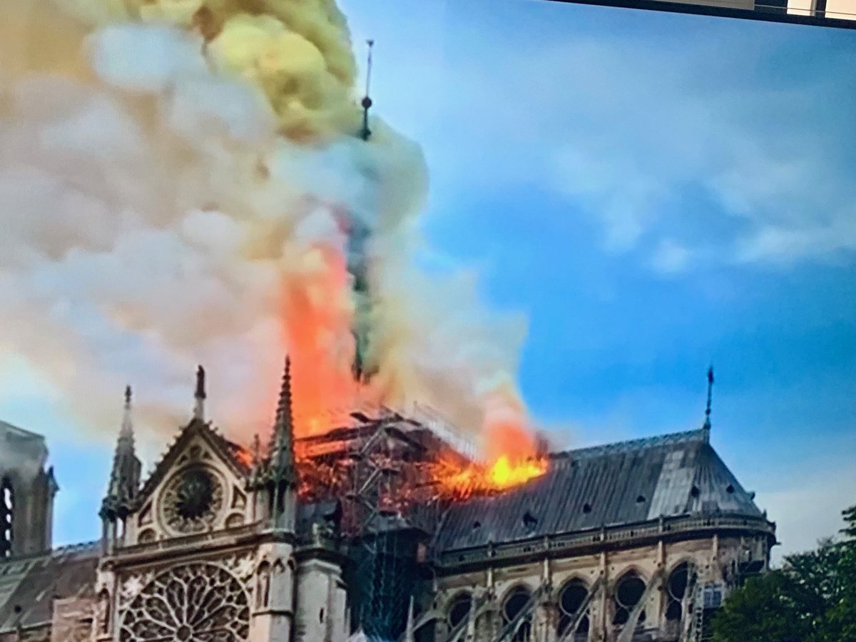 Hugo pleure et nous aussi