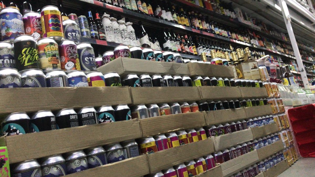 TinyKegCanning's tweet photo. @locoliqrandburg has shelves full of #CraftBeer! Who said you can’t have beer on a Monday??? #LeagueofBeers #Tinykeg #Blairgowrie
@yuppiechef @leagueofbeers @woodstockbrewery @drifterbrewing @stelliesbeer @afrocaribbrewing @darlingbrew https://t.co/MQFmA3guqA