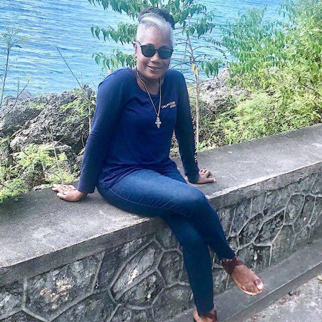 IRIE_FM's tweet photo. Help us wish Mama Elise Kelly a most joyous and happy birthday today! 🍾🎉 https://t.co/JpfZtQA3zM