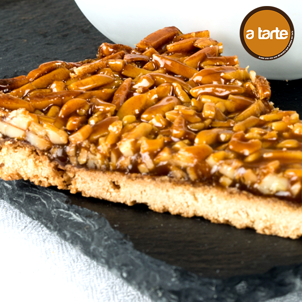 ¡Que levante la mano quien quiera empezar la semana con un crujiente y delicioso trozo de nuestra A Tarte de Almendras! 🙋🙋‍♂️
.
.
.
#ATarte #Tasty #LaMejorTartadeAlmendras #Cakestagram #CakeLovers
