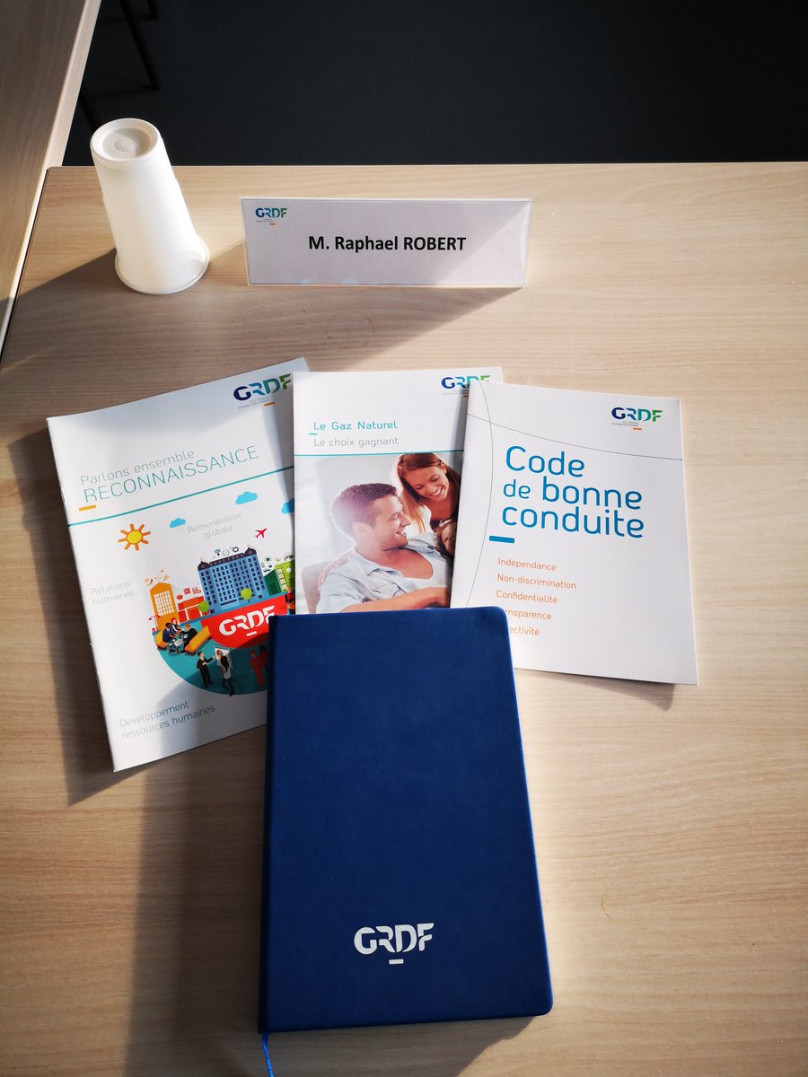 Derniers ajustements pour la préparation Journée Nouveaux arrivants #GRDFNO avec @OliviaBourgais sur site <a href="/GRDF/">GRDF</a> de Boves

#devenirgazier
#marqueemployeur 
#GRDFVertLavenir
#RHsurleterrain