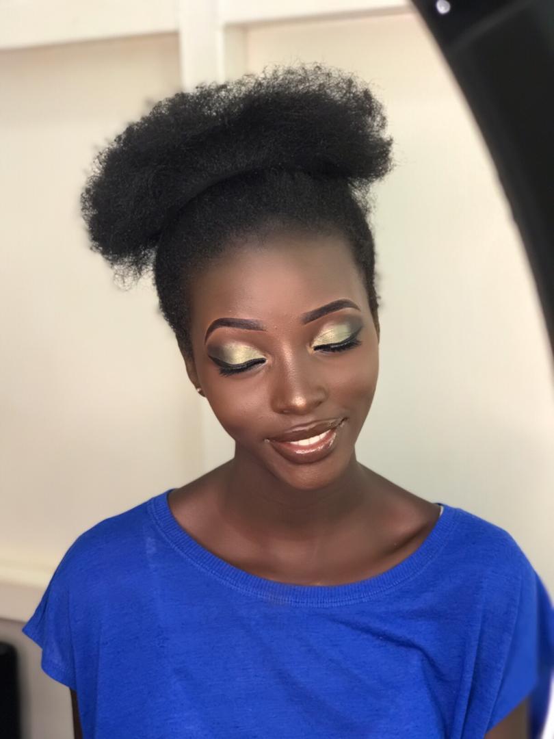 primtouch1's tweet photo. GLOW 😍😍 makeup by @primtouch1 #makeupartist #BeautifulWorld #makeupaddict #hudabeauty #makeuplover #makeuptutorial #makeuplover #makeupaddict #makeupgiveaway https://t.co/2mFcUinxUW