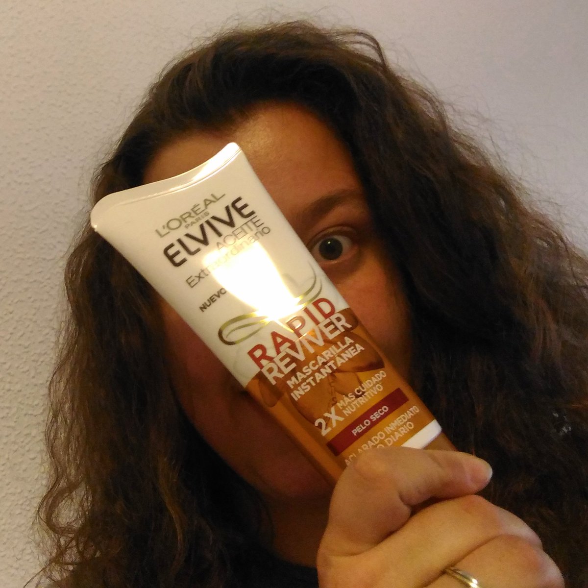 susanapca's tweet photo. Y al final del dia el pelazo se mantiene 🌋#youzzspain #viveconelvive #LorealParisEspaña #rapidreviver https://t.co/gVhLHgYlS7