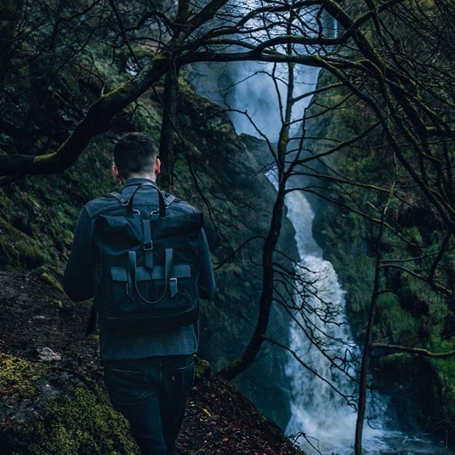 This waterfall is bloody mega! Self shot of myself with my Bromley rucksack from @thorndaleuk .
.
.
.
.
.
.
.
 #discovercymru #rsa_outdoors  #visualscollective #visitwales #packandgo #lovegreatbritan #packandgo #igbc_explore #outdooradventurephotos #iger… bit.ly/2KC42z3