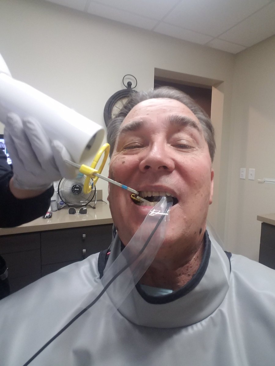 ringbread's tweet image. Having fun! My teeth will be so clean I won't have to brush them for a week!