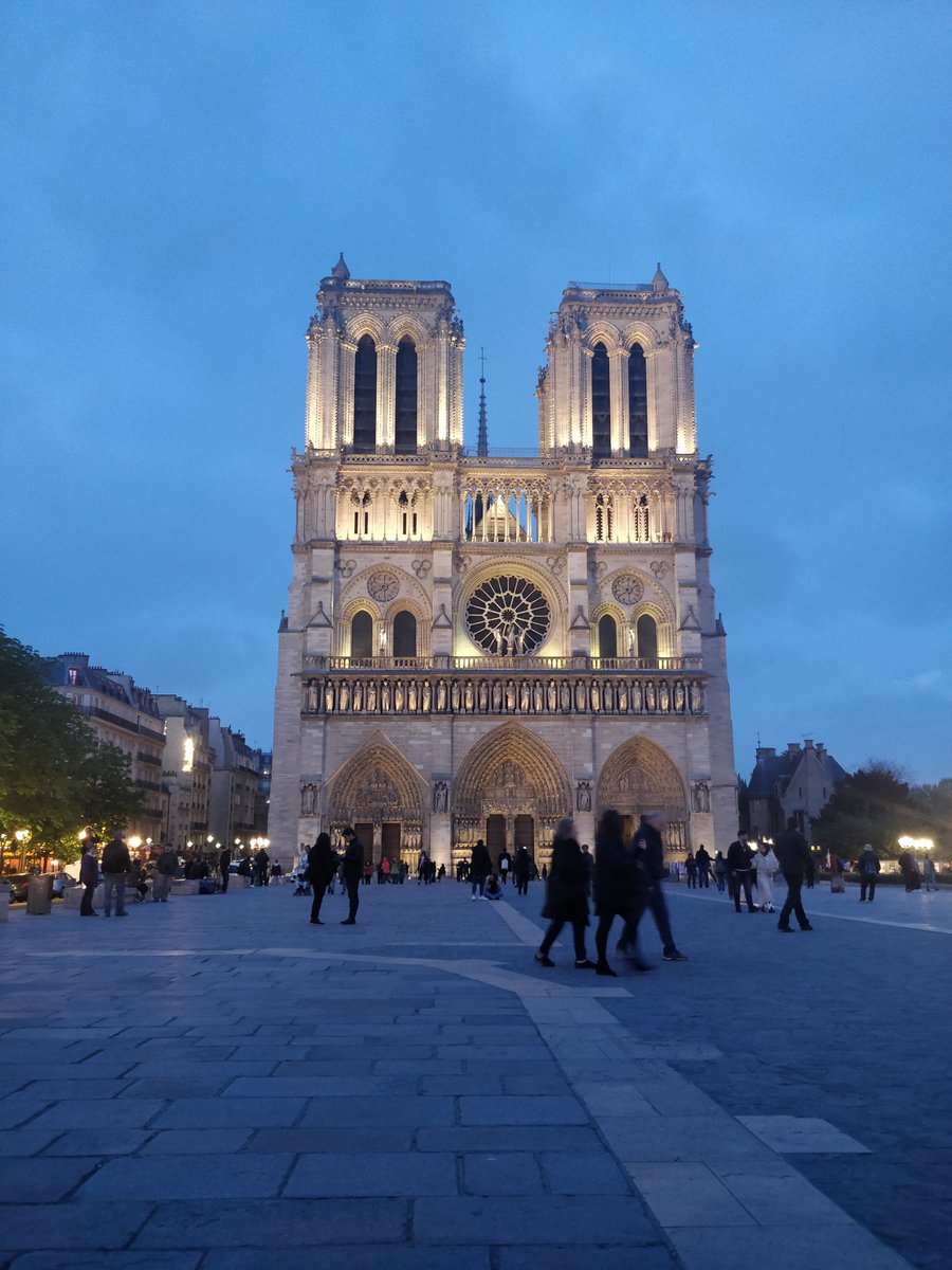 tikknforever's tweet photo. Notre Dame six days ago 😢 https://t.co/jwwVXZFLl2