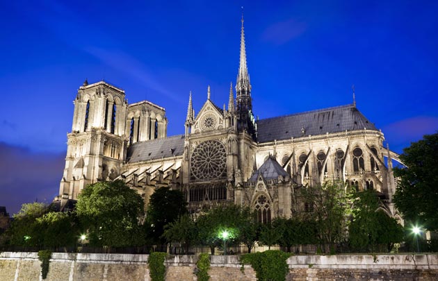 jamiearpinricci's tweet photo. #NotreDame was once in such disrepair that the city considered tearing it down. Victor Hugo saved the cathedral by writing "The Hunchback of Notre Dame".

Today, millions around the world love #NotreDamedeParis &amp; once again it will rise from the ashes, to be restored to beauty. https://t.co/hsBCzMCdo0