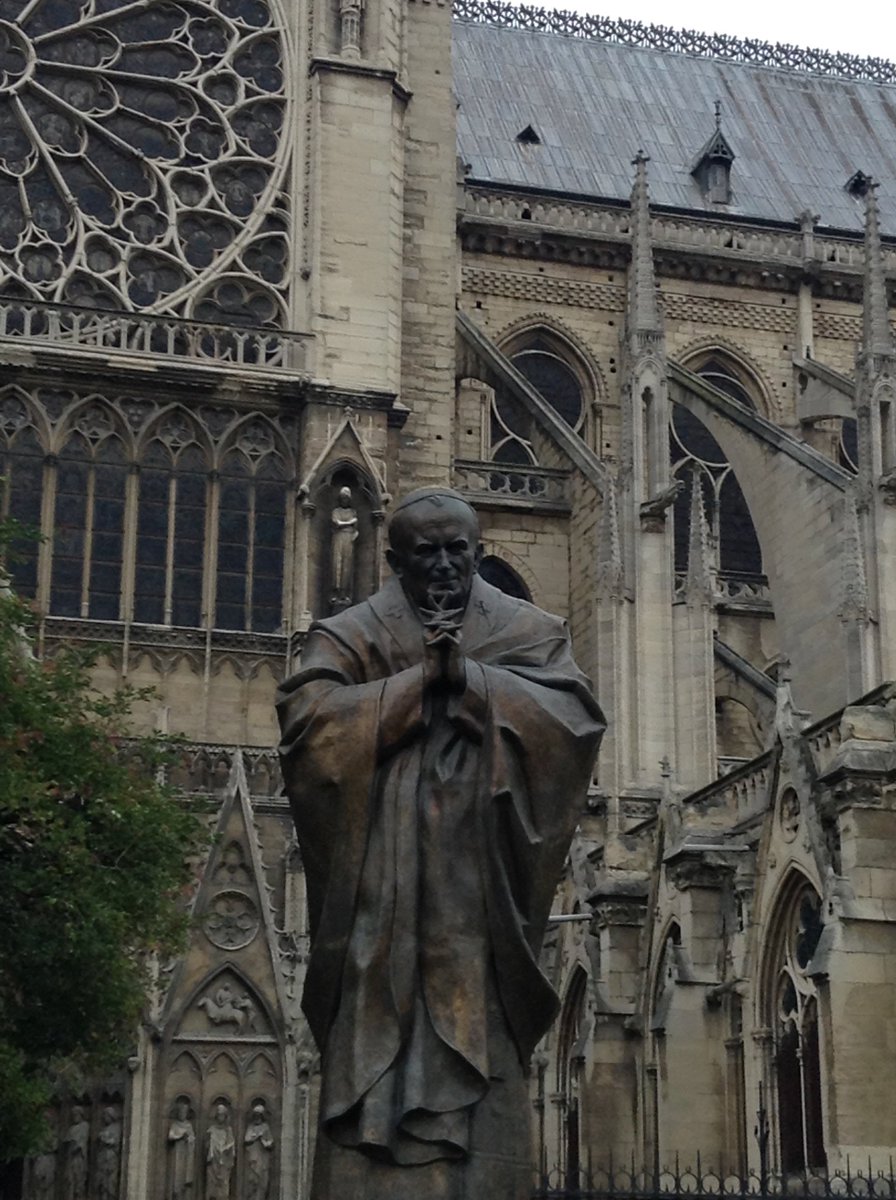 Ich bin sprachlos #traurig #NotreDame