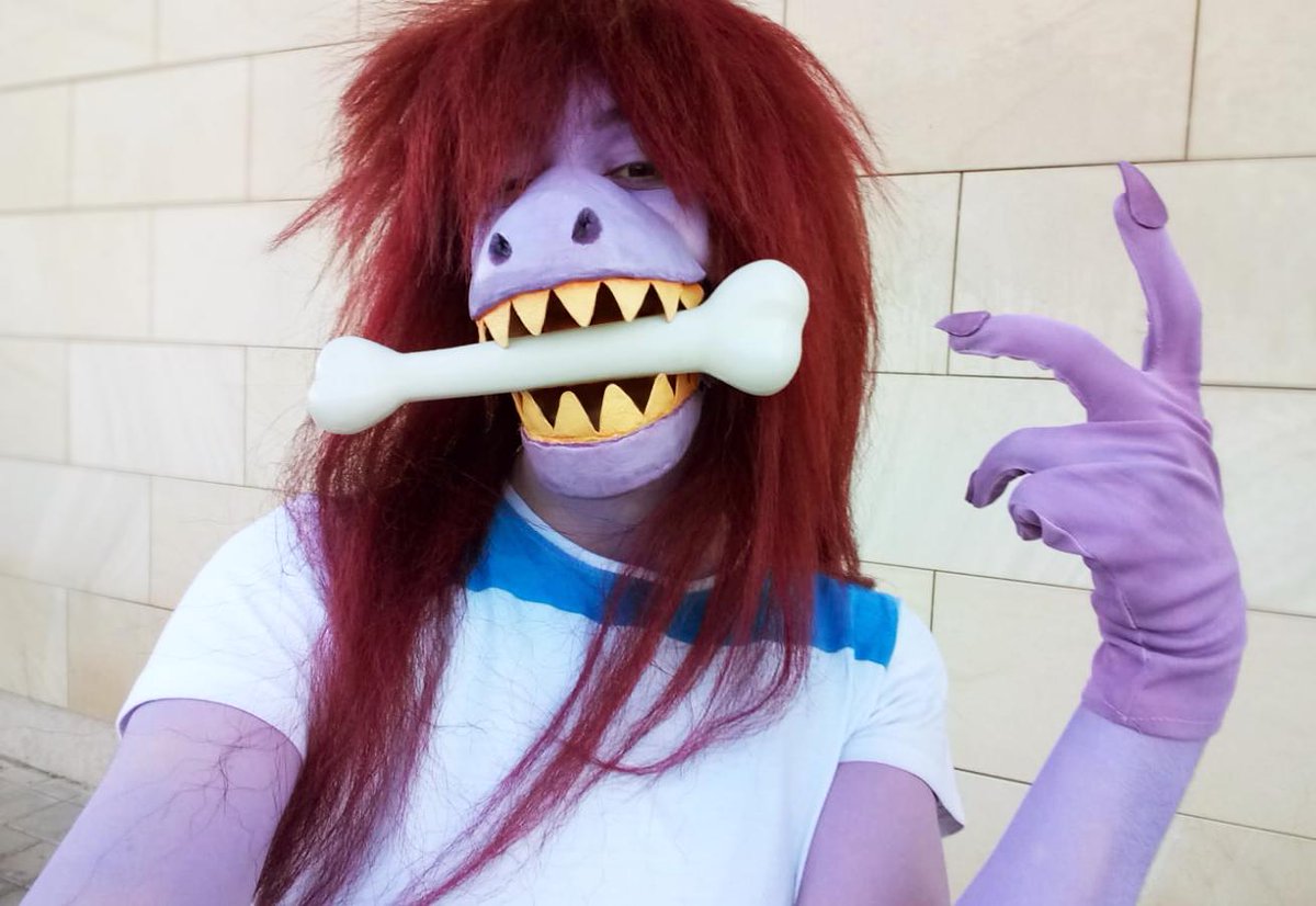 Cosplayed Susie from #Deltarune this weekend!! 