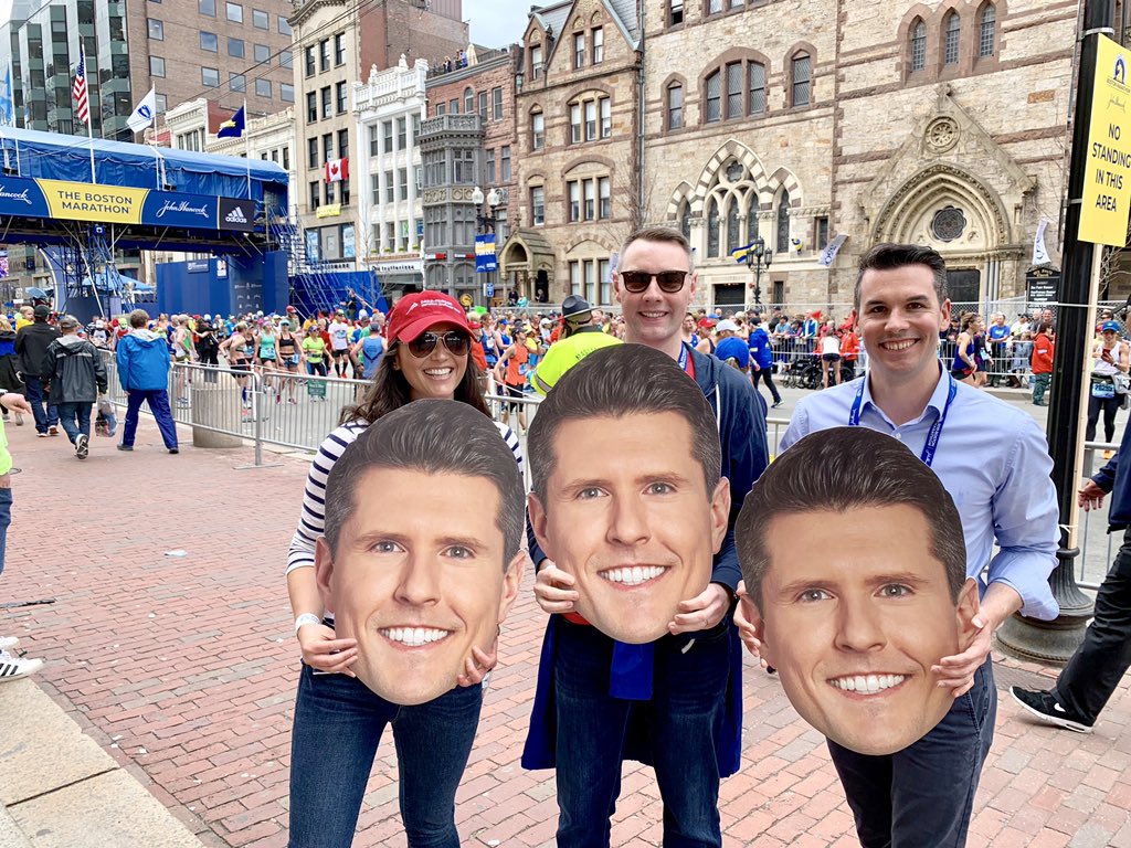 susantran's tweet photo. I found your cheering squad @nicknbcboston!!!! #BostonMarathon #MarathonMonday #RunNickRun #DanaFarber https://t.co/h70RWPmJkX