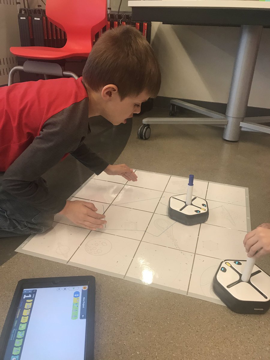 sj_beam's tweet photo. Last KindyBots meeting of the year. Sad for the end but so much fun sharing with these great kids @KindyBots @kilgorelj @codewithroot #cojirobots @FisherPrice @hasbro @PlayOsmo #botley @CodingCozmo #wcs_lincoln #wcs_stem https://t.co/HqOj52nkIc