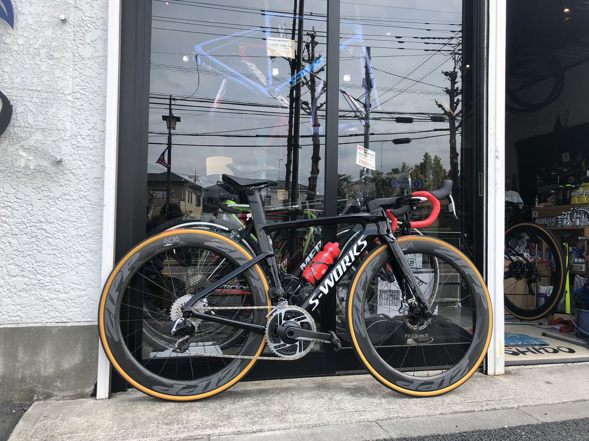 BiciclettaShido's tweet photo. SRAM RED eTap AXS & ZIPPコンポーネントのデモ車的なVENGEが出来上がりました。天気の良い日中でしたらご試乗もできますよ。
#sram #red #etap #etapaxs #12speed #zippwheels #zippcomponents #specialized #venge https://t.co/bNfQ7TGDNX