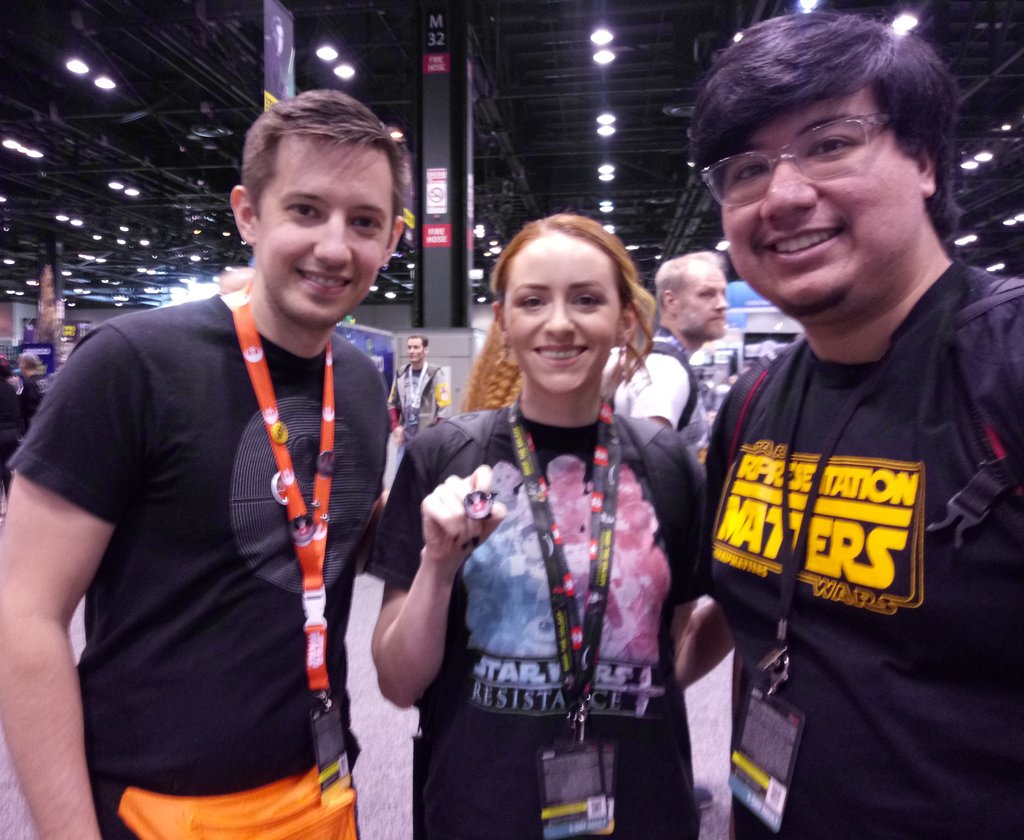 pswyt's tweet photo. Lets end the day with the great @StarWarsExplain and @MollieDamon holding up and wearing the #PSWT pins!!
So great to see you all again! Lets meet again next Celebration (but until then I'll be asleep, these 5 days have been ALOT) https://t.co/cSUnBoaa8j