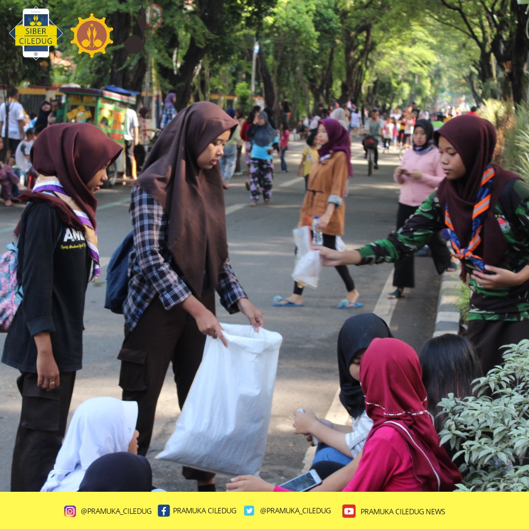 pramuka_ciledug's tweet photo. Minggu, (14/04/2019)
Dalam Rangla Memperingati Hari Bapak Pramuka Indonesia Kwartir Cabang Gerakan Pramuka Kota Tangerang menggelar aksi Peduli Lingkungan yaitu Gerakan Pungut Sampah (GPS) di CFD Tugu Adipura - Kota Tangerang. https://t.co/N0EhexBZHF