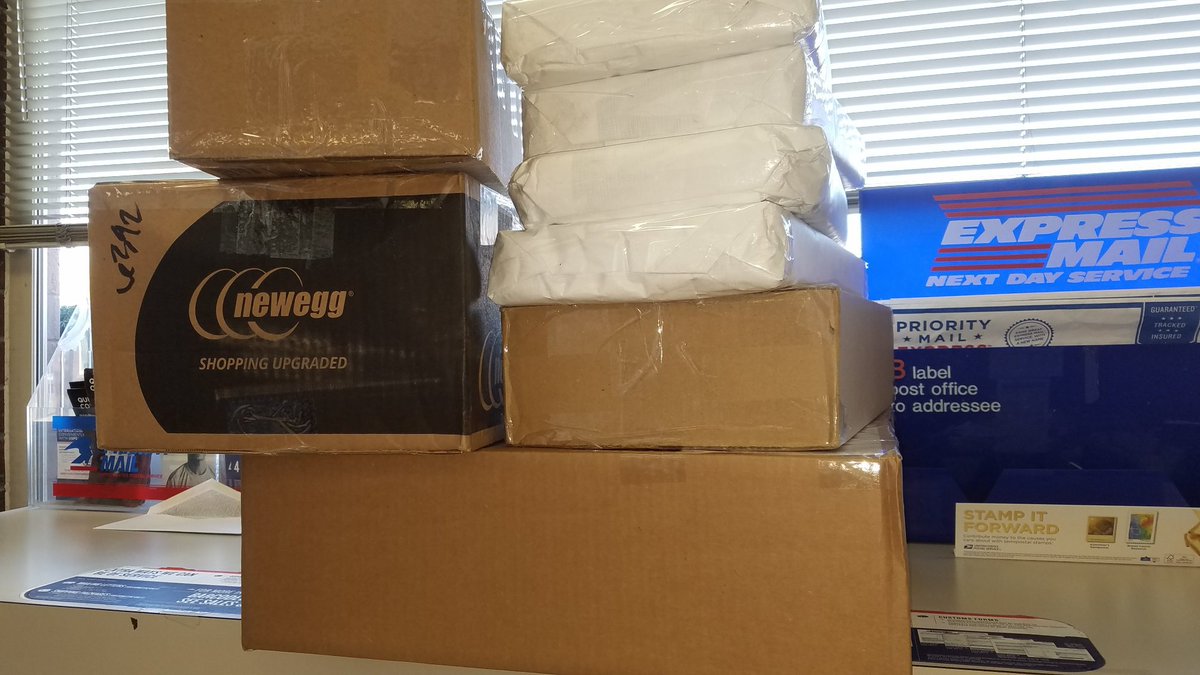 TempoFanPage's tweet photo. Packages going out to our Raiders now!!! 🚚

And guess what Wildcard Fam... We now have discount codes for the @CoolerMasterUSA store!! For the first time ever, you can get 10% off all your purchases using code 'WILDCARD2019'. #stackthedeck 👊

🖱️: https://t.co/iGnxge5iho https://t.co/dYtgwW8N8V