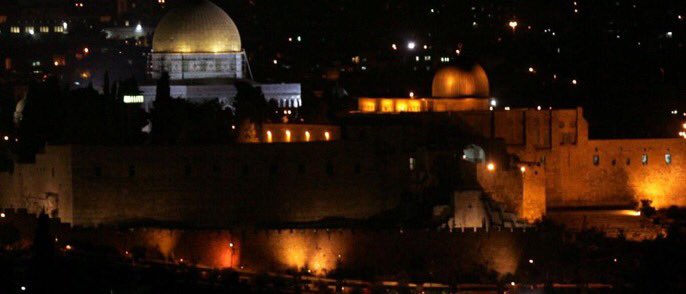 #المسجد_الأقصى
اللهم اجعل ناره برداً وسلاماً يارب..
اللهم سلم سلم..
يارب رحمتك بعبادك🇵🇸♥️.
