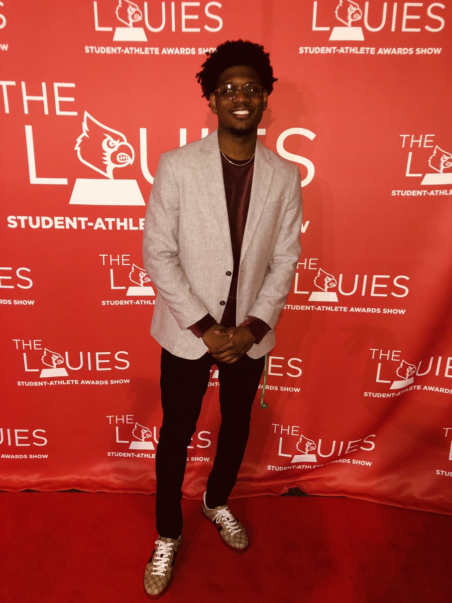 lcstockwell's tweet photo. #dariusperry #bestdressed #louies https://t.co/4n82SLJJiU