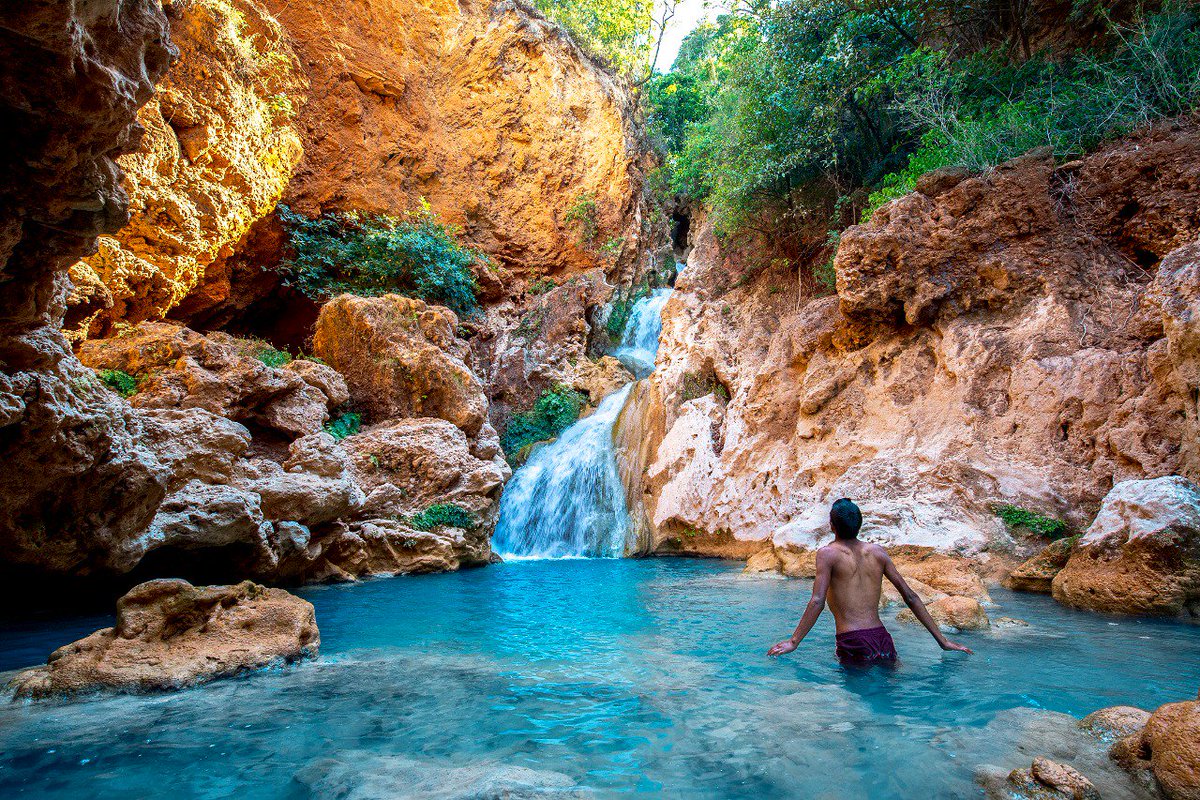 Oaxaca Travel on Twitter: "Santiago Apoala es un paraíso entre rocas que  ofrece incomparables paisajes como peñas, cañones, cascadas y valles;  además, podrás apreciar el bello espectáculo de los tonos esmeraldas del