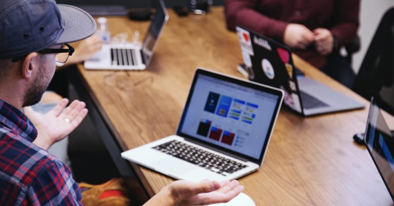 Innovonomics's tweet photo. RT IXchat:How To Respond To New Creative Ideas - https://t.co/aSycmgXwMu - David Burkus - #innovation #creativity #leadership #strategy #change #success https://t.co/P6LVUOrswu