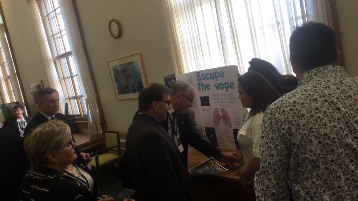 Our students got asked to prepare a presentation on vaping to present to MLAs at the legislature today. Thanks to Lisa &amp; Cory for organizing this amazing opportunity for our students! #youthforchange