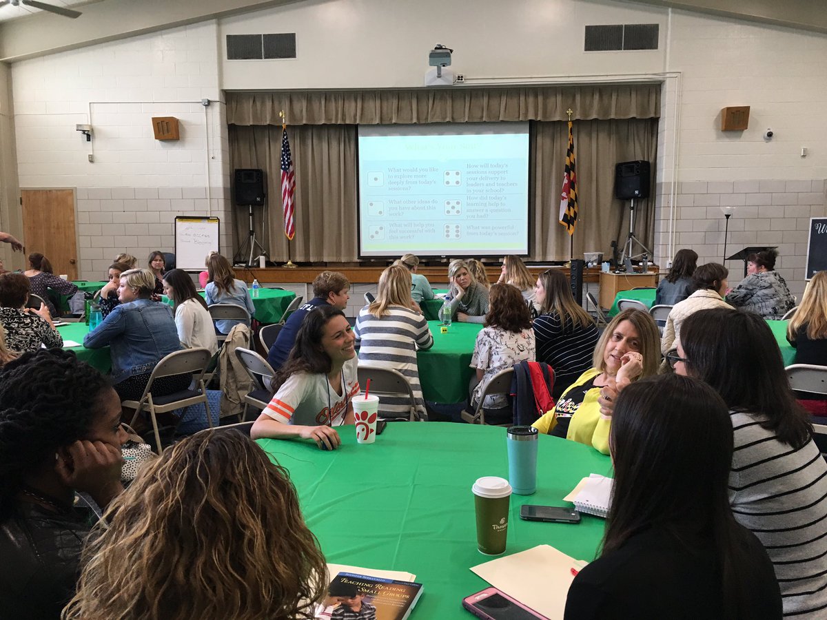 Klrains's tweet image. Literacy Coaches debrief their learning! #LetsReflect #StrategyForSynthesizing @AacpSeril