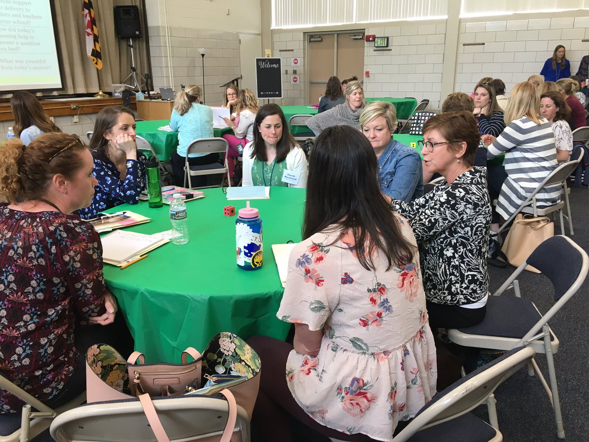 Klrains's tweet image. Literacy Coaches debrief their learning! #LetsReflect #StrategyForSynthesizing @AacpSeril