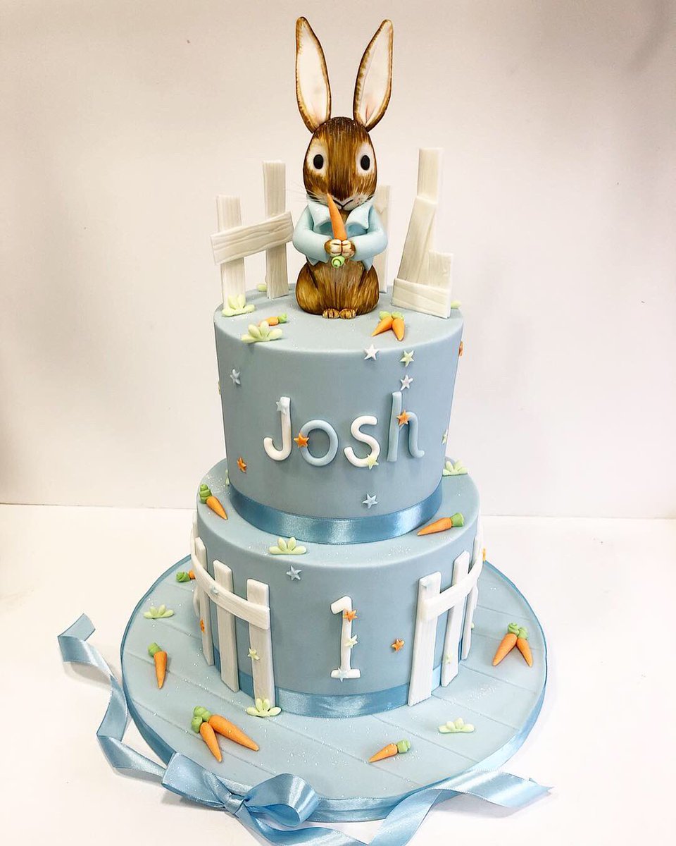 cakedaysaweek's tweet photo. Peter Rabbit cuteness all day every day π°π₯
#cake #cakedaysaweek #cakecreation #baking #foodie #cakedaysaweekfavourites #cakedesigner #glasgowcakes #luxury #peterrabbit #peterrabbitcake #peterrabbitparty #event #boy @peterrabbitnews @BeatrixPotter https://t.co/S7uzMsxtWi