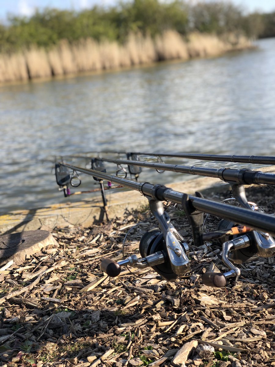 CarpAngler96's tweet photo. Claymarsh🎣🎣#carplife #fishinguk #fishing #fisherman #angler #fishingrod #carp #carping #carpfishing #carpshot #totalcarp #carpy #carplife #claymarsh https://t.co/LZEZRDkpZr