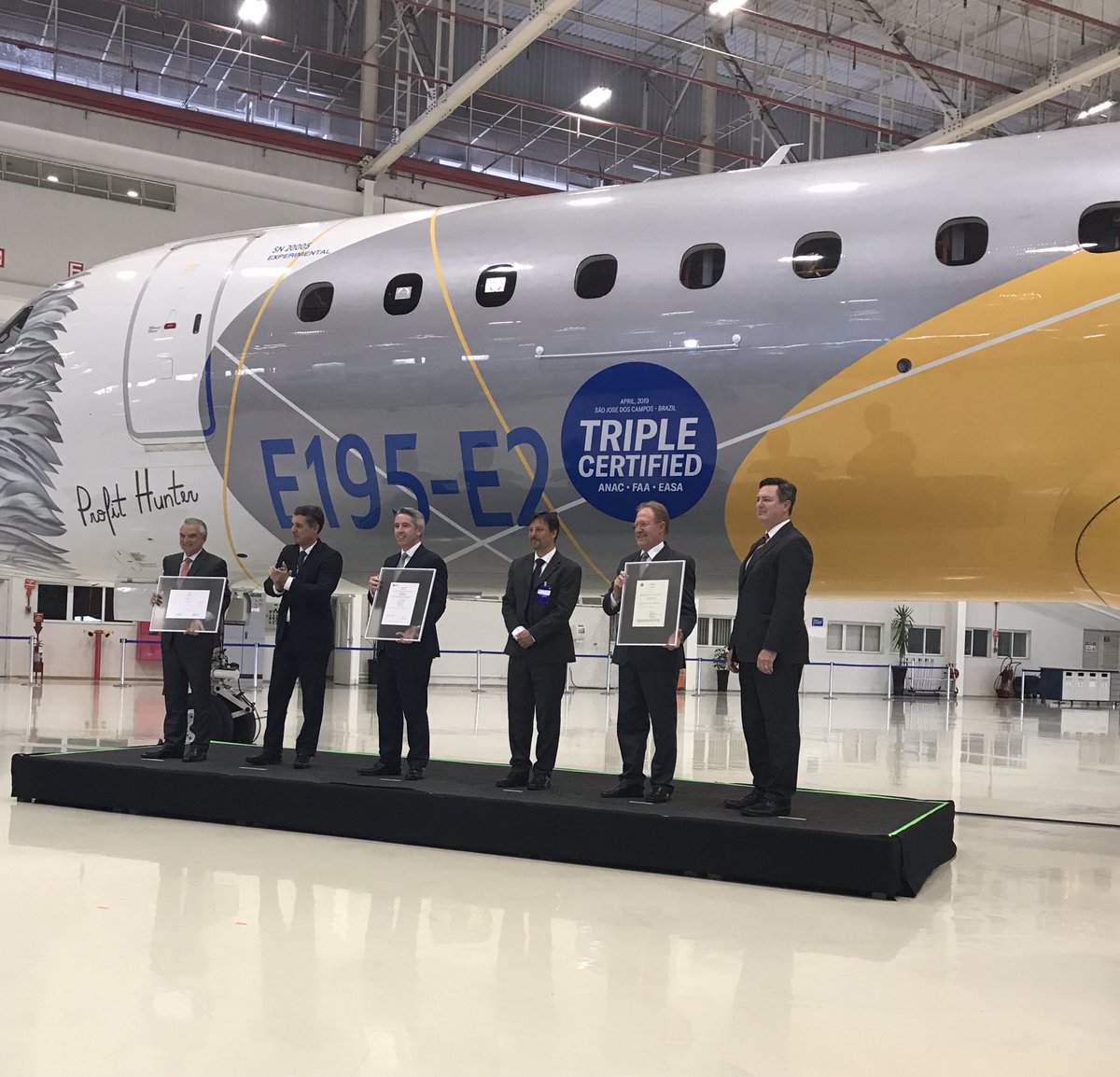 Resultado de imagen para Embraer E195-E2 certification