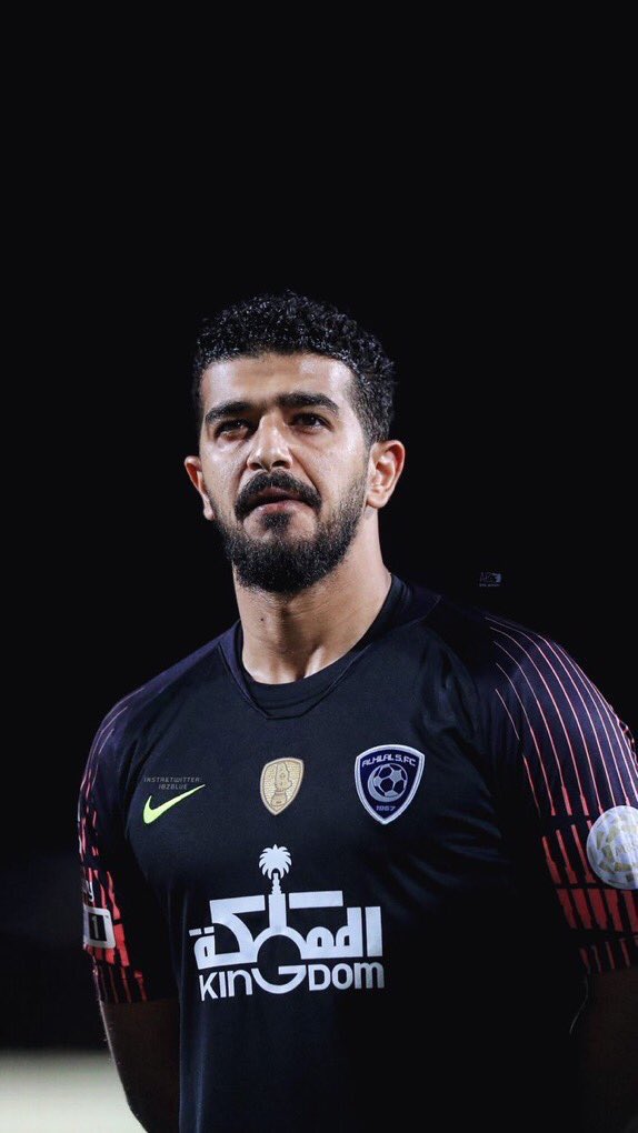 i_Drihm's tweet photo. في ظل سوء الفريق ككل، برز بينهم..
خفت نور الهلال، فشعّ نور عبدالله..!
قالوا أن الحارس هو "نصف" الفريق، لكن مع المعيوف أحيانًا الحارس هو "كل" الفريق..
أنقذ، أبدع، أمتع، تجلى، وحمل #الهلال على أكتافه، فطار به للنهائي..
كنت الأبرز، كنت بطلاً شامخًا..
شكرًا كثيرًا 💙.
#الهلال_والاهلي https://t.co/zjRJlKOOf6
