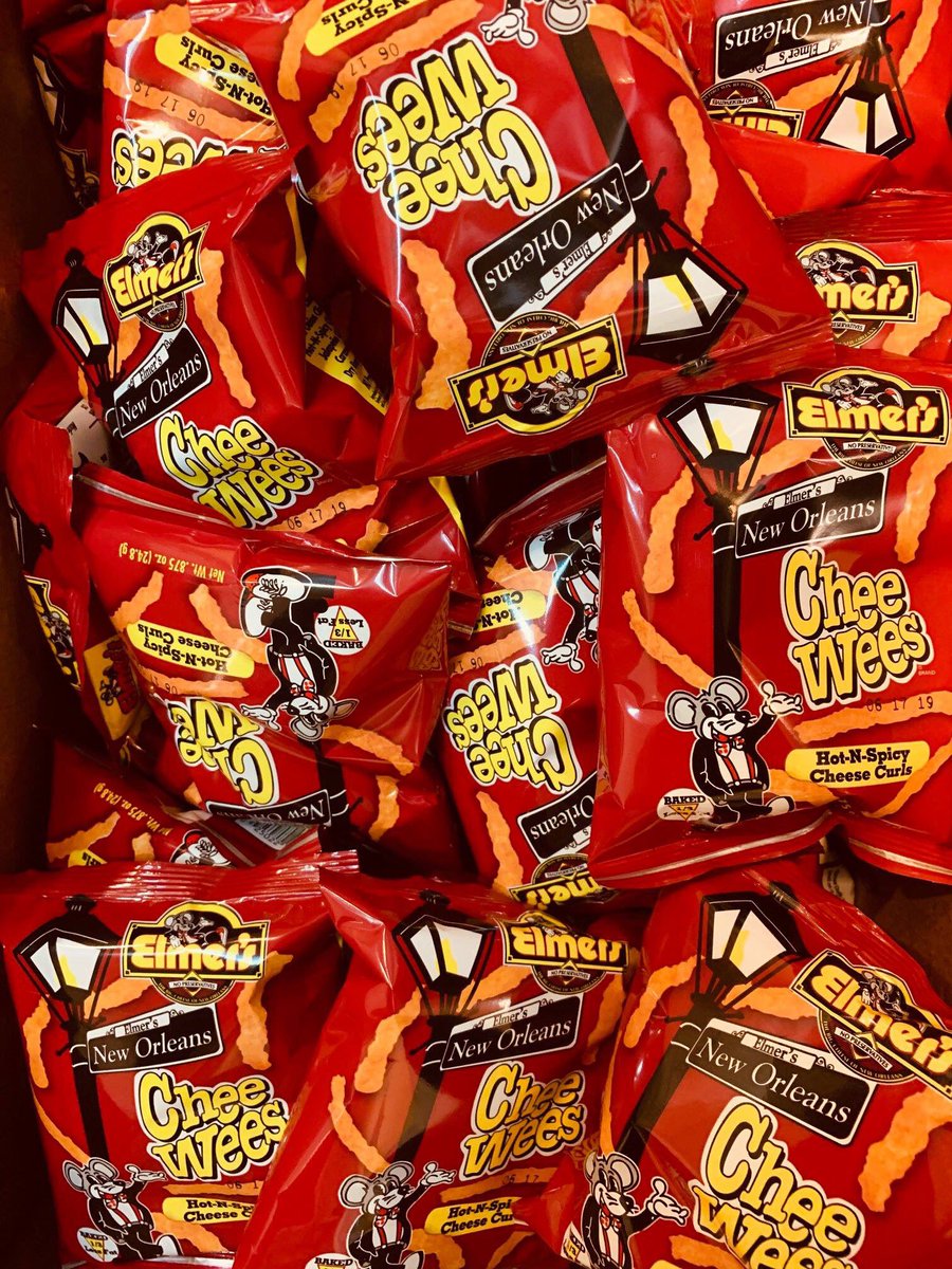 ElmersCheeWees's tweet photo. Itโs Monday make it a great week! #hotnspicy #cheewees #baked #nolamade https://t.co/rCYs6YzSgd