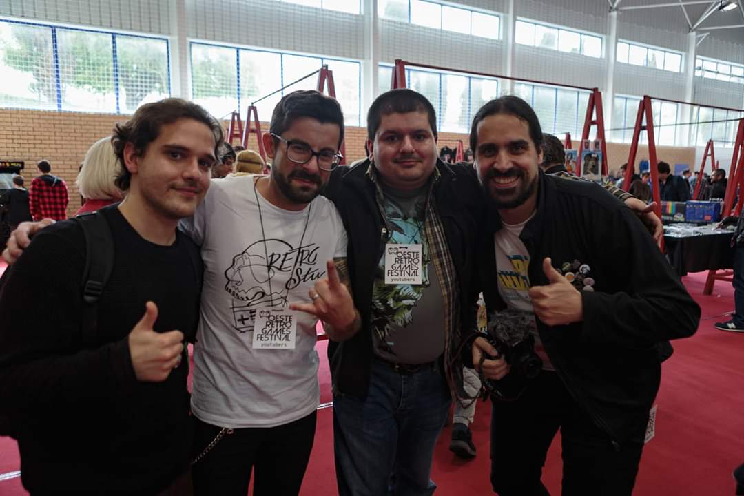 RetroRaider_rr's tweet photo. The Retro Gaming YouTube crew at ORGF ,)
#retrogamers #youtubers #youtubeportugal #gamerspt #retrogamig #gamers #orgf #friends #community #retroraider https://t.co/CopKLBZ1ep