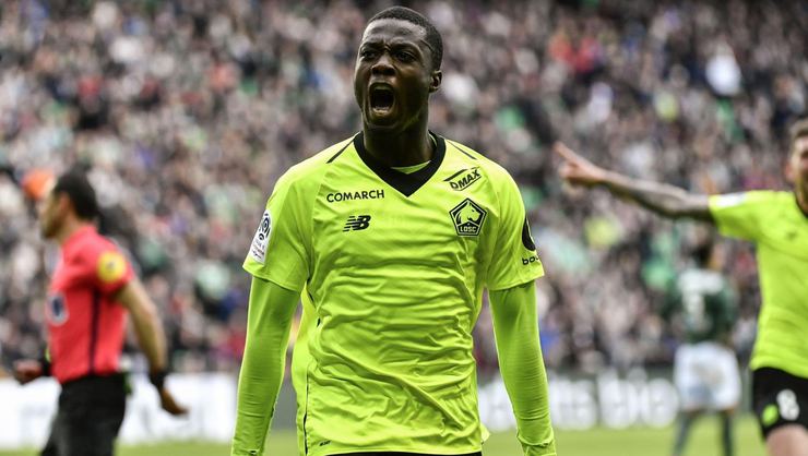 Diz_Hayran's tweet photo. Lille'in Fildişi Sahilli yıldızı Nicolas Pepe, bu sezon gösterdiği olağanüstü performansla dev kulüplerini peşinden koşturmaya başlamıştı. 23 yaşındaki sağ kanat oyuncusu sezon sonunda takımdan ayrılacağı resmen açıklandı. #spor #süperlig #futbol #haber #VARKayıtlarıAçıklansın https://t.co/Lad1YktYZ6
