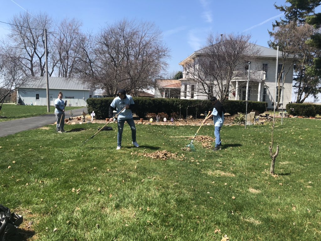 MrsTWill23's tweet photo. This group is rocking it! #PCMServes https://t.co/YExEVxrPTE