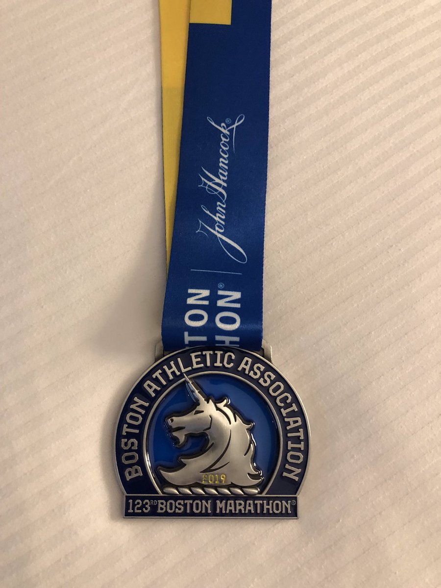 SharonLWood's tweet photo. The @bostonmarathon experience today was everything I hoped it would be. What a wonderful race. Thank you to all the organizers and volunteers! #roguerunning https://t.co/YOqDT5QdIn