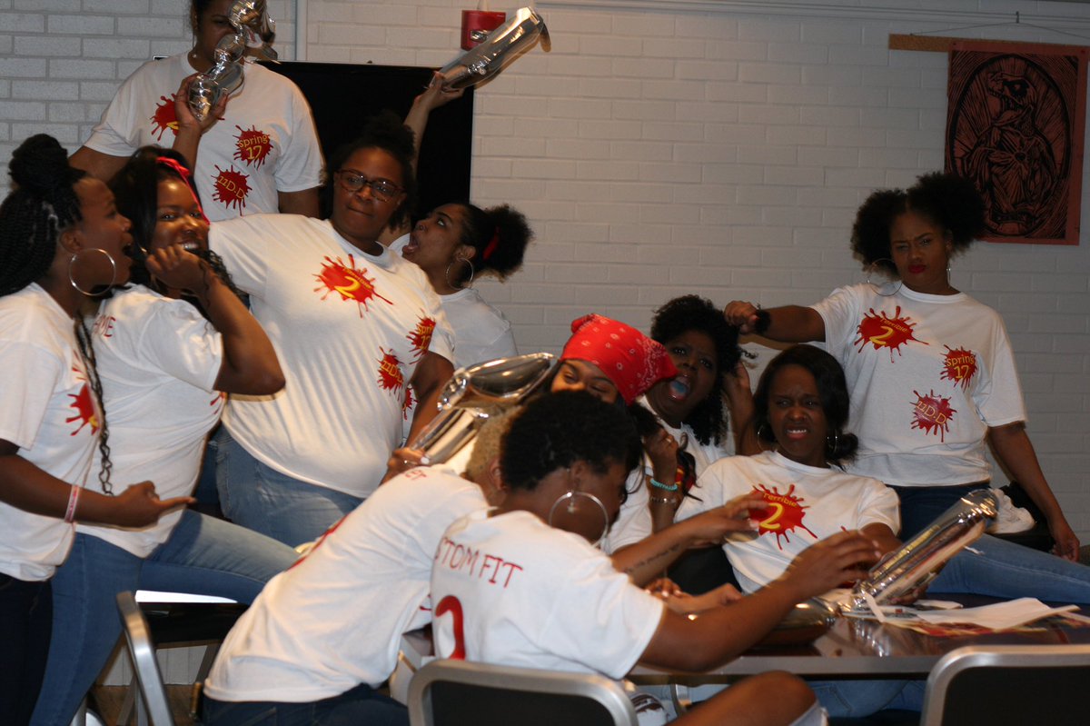 DeluxxFantastic's tweet photo. #TerribleTwos #Deltaversary #SPR2017 https://t.co/ZLCSzrOe5A