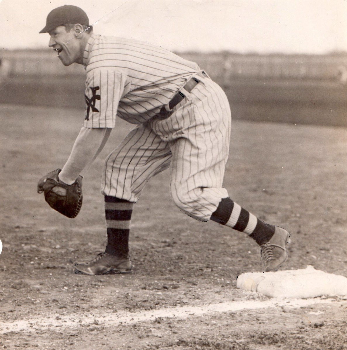 Olympic superstar Jim Thorpe 1910 with the NY Giants.