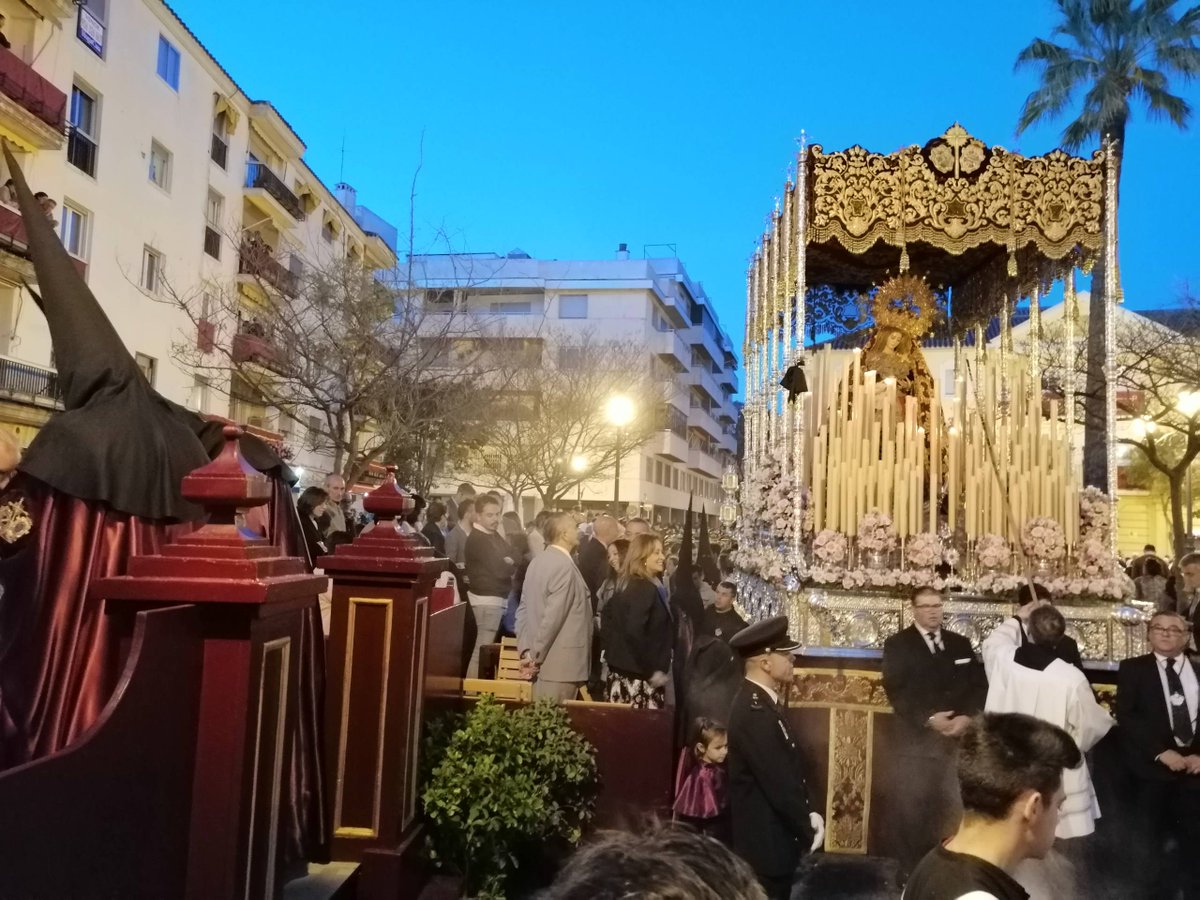Estación de Penitencia tweet media