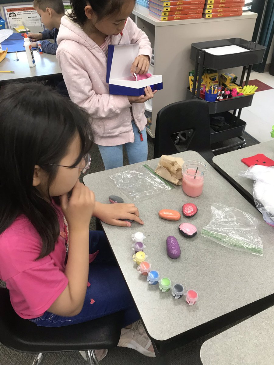saundersroom's tweet photo. Production Week! These kids are so creative designing their own products to market. So proud!#SycRidge #dmusd https://t.co/GBrg6NwvVk