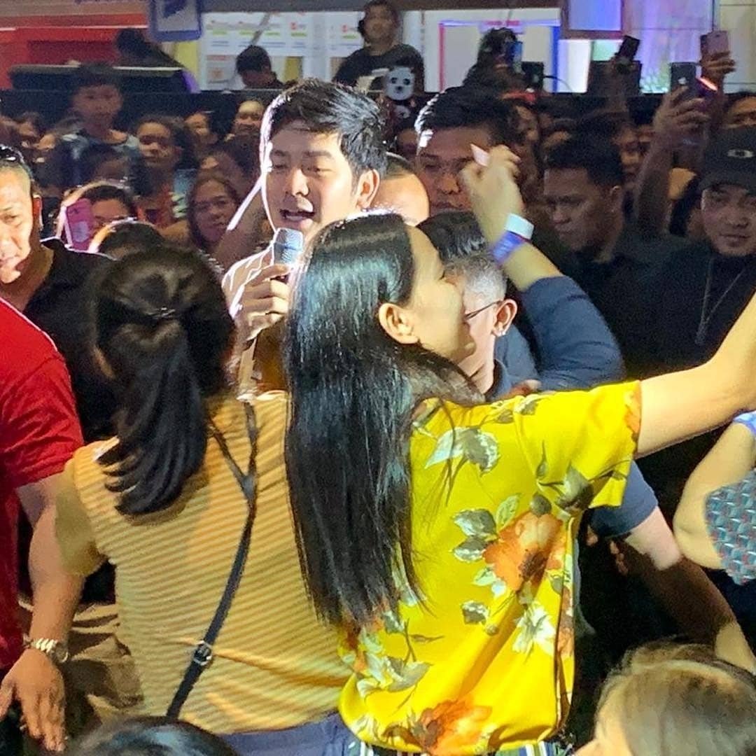 zed_aipone's tweet photo. -  @garciajoshuae at the Super 8 Funfest for TNT at the World Trade Center. 🧡🧡 📸:@nhilanhils
@iamjoshuagarcia https://t.co/ovHrvrKMcq
