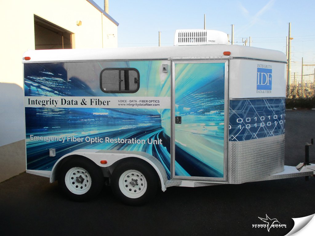 VehicleWrapsInc's tweet image. Technology driven full-wrap design on a @cargoPlusSales trailer for our friends at @integrity_data_and_fiber. #2019wrapped #sacramento #trailerwraps #sacbusiness #trailer #vehiclewrapsinc #3M #3Mcertified #integritydatafiber #cargo-plus #cargoPlusSales #uasg