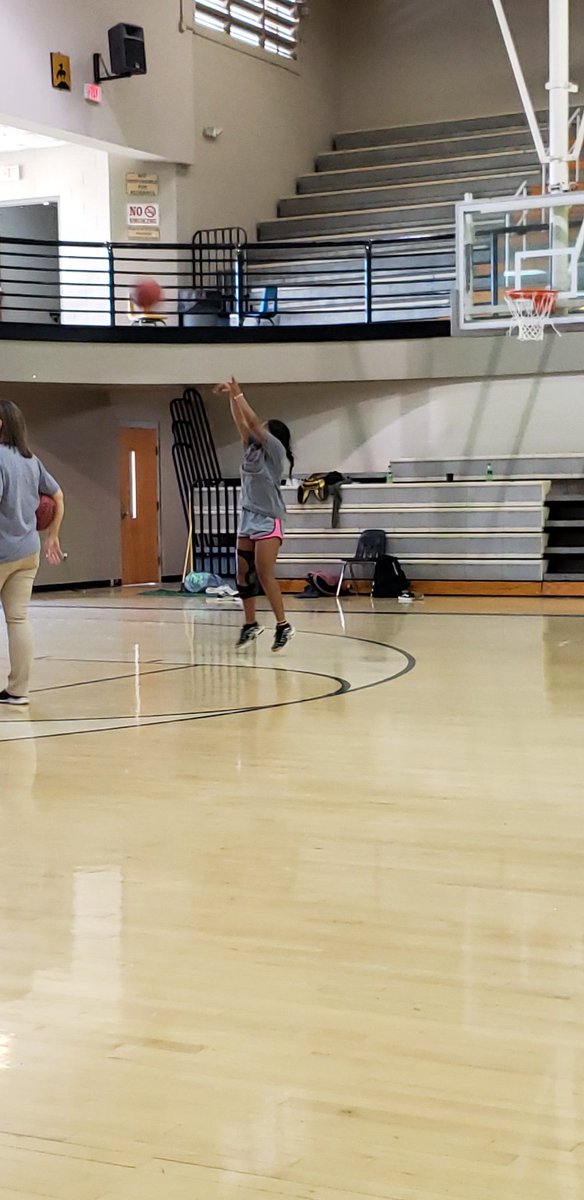 BBLadySavages's tweet photo. Good seeing Jaylee finally getting some shots ⬆️ https://t.co/wNY98BebAI