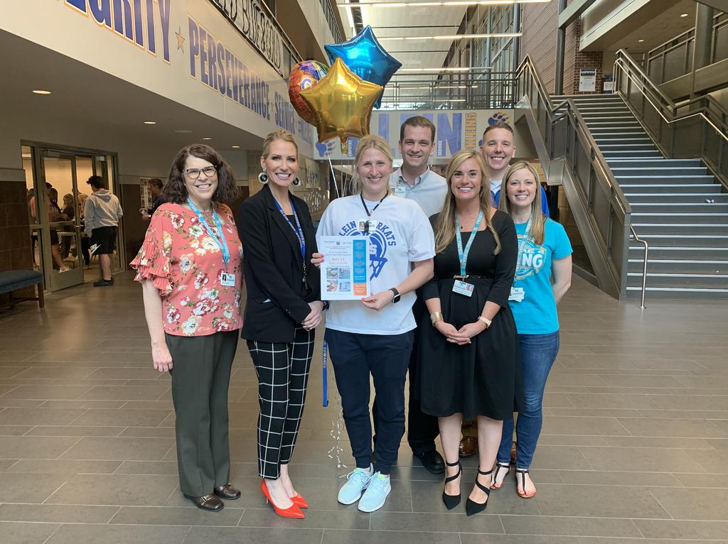KleinISD's tweet photo. We had the honor of surprising this year’s @JASONLearning Argonauts who've been chosen to 'travel to exciting research locations &amp; work side-by-side w/ scientists &amp; engineers”! Congrats @StrackKISD student Morgan Betts &amp; @KleinHigh teacher Jacqueline Edwards! 

#Promise2Purpose https://t.co/JpDppxwqdx