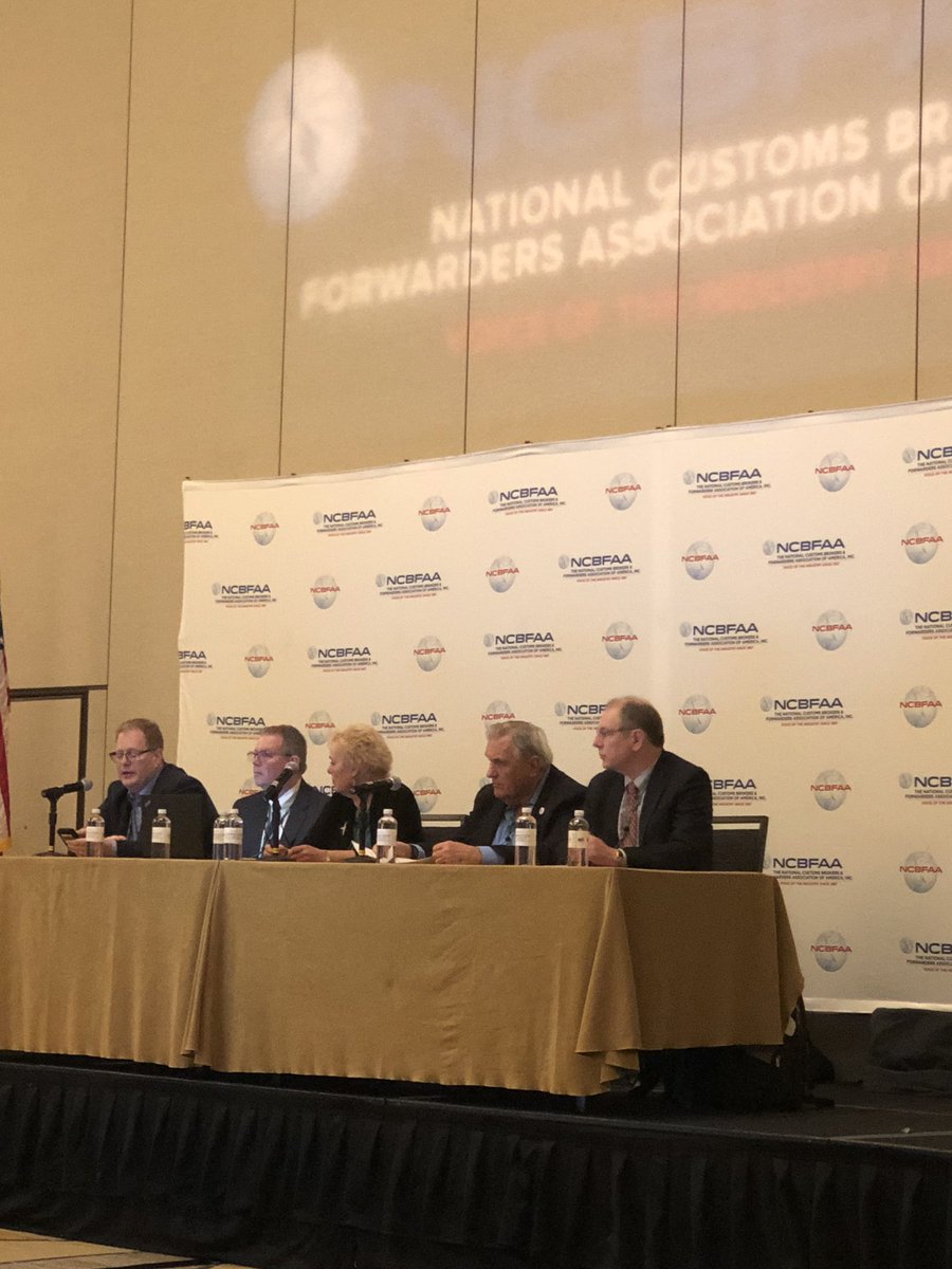 njdavecorn's tweet photo. Matt Brauner from @NYNJFFFBA, getting set for the RAC Town Hall Discussion re: FDA process of importer evaluations at #NCBFAA19 https://t.co/wfPEXSSzFP