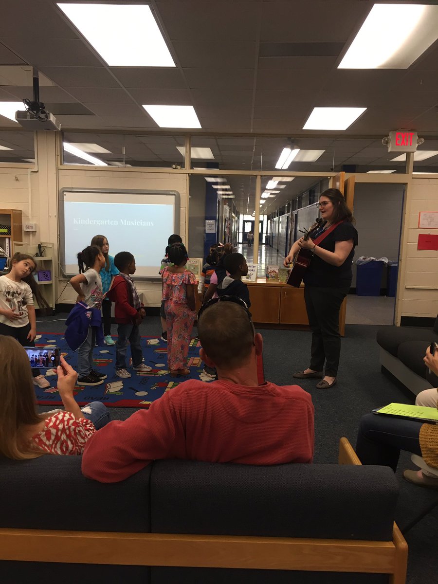 cdgrissom's tweet photo. The Three Jazzy Bears #informance @UNCGMSPS https://t.co/5p3SN2yvSG
