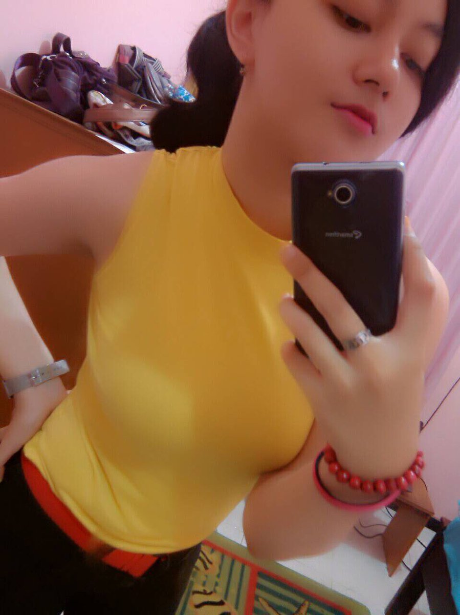 prasandre12's tweet photo. Hmmm

#abgbugil #toket #sange #ceweksange #hot #paptete #toge #tocil #jilboobs https://t.co/KWnQVglqwh
