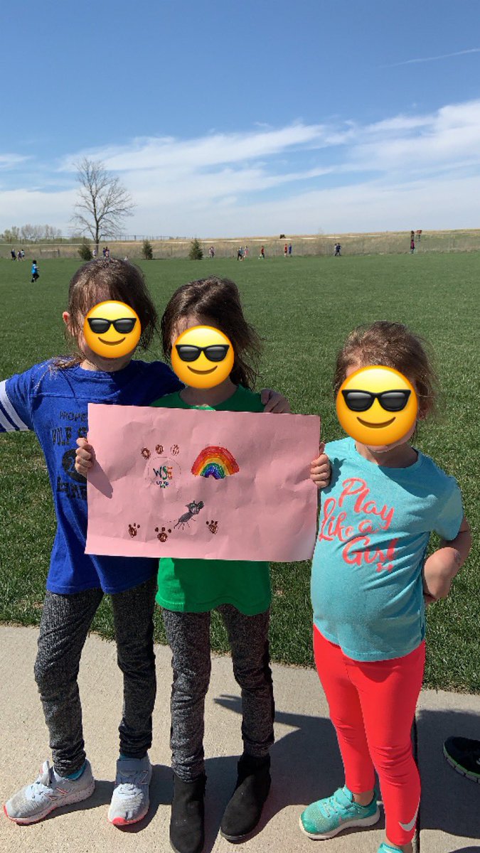 WSEAugustine's tweet photo. We ended this beautiful Monday with a WSE Walk for Kindness! @BVWolfSprings #kindness #kindnessmatters #alwaysbekind https://t.co/uukxaNC9TM