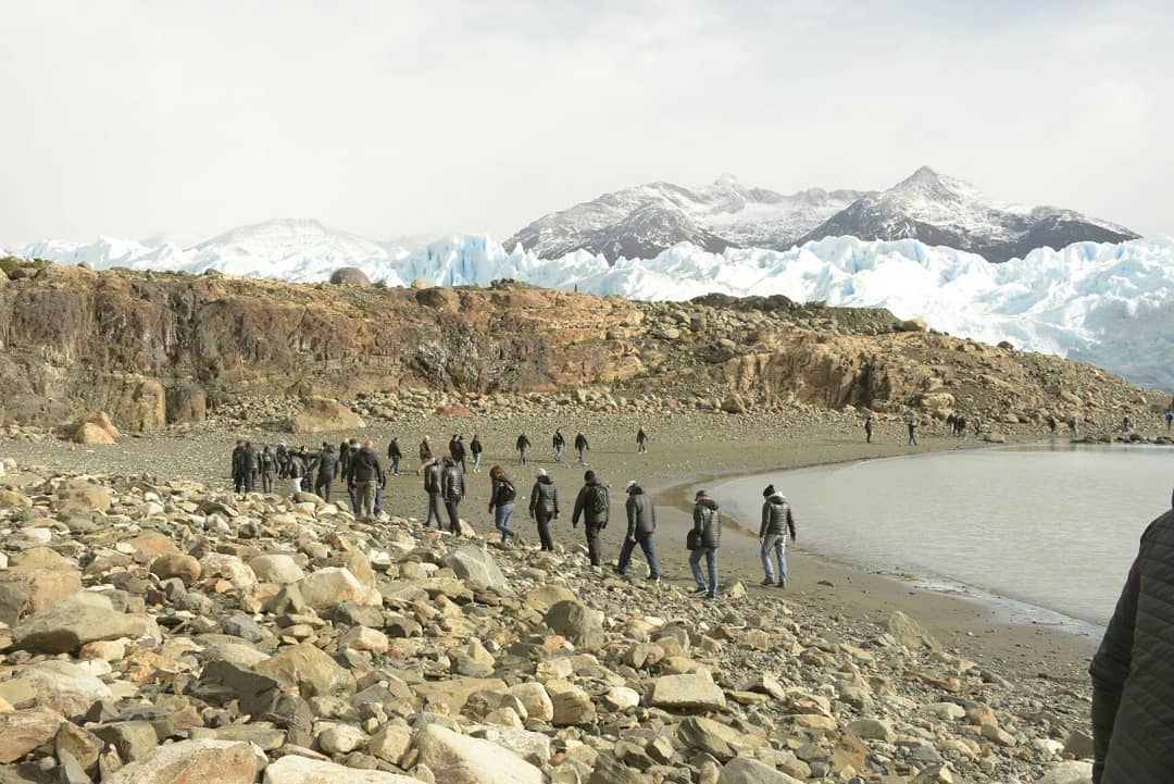 centralctl's tweet photo. La Reunión Divisional de @BayerConoSur 2019, denominada "Consumer Health League" fue una aventura, donde además de presentar los objetivos y desafíos para este año, disfrutaron de una experiencia glaciar, caminatas por las pasarelas y una fiesta de super héroes.
#CentralCTL https://t.co/evxTmi8rtm